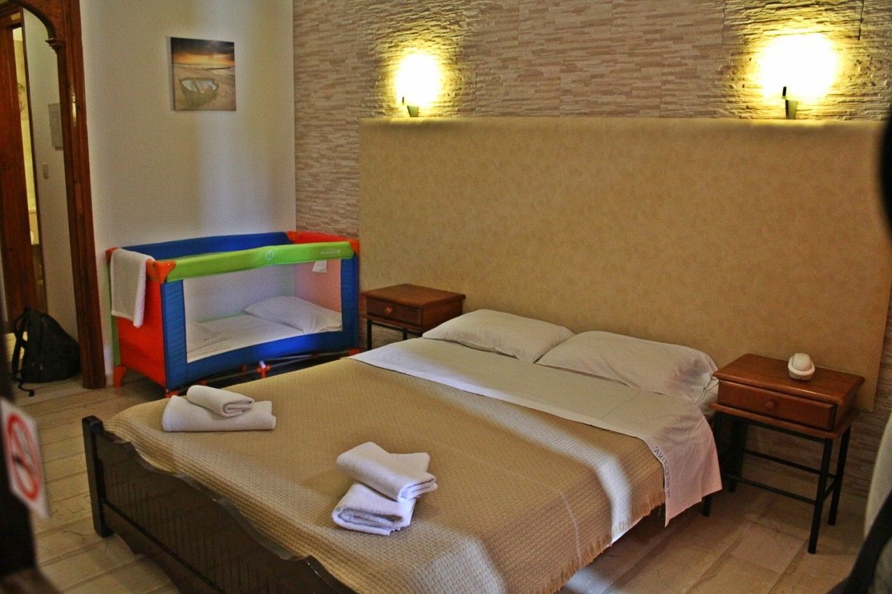 Hotel Tina Limni Camera foto